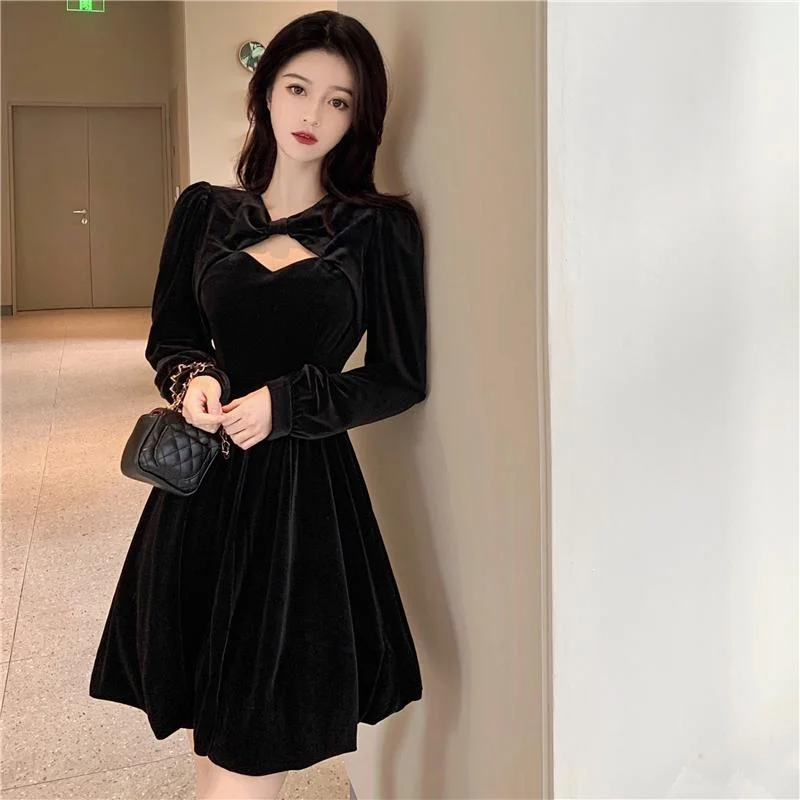 Women's Vintage Ruffles Cutout Velet Dresses