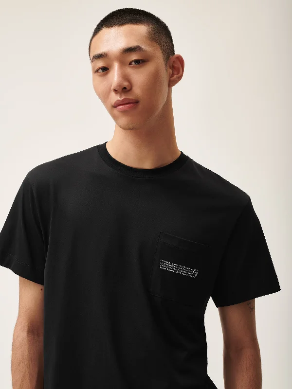 365 Lightweight Pocket T-Shirt—black