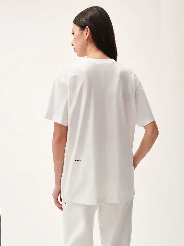 365 Lightweight Pocket T-Shirt—off-white