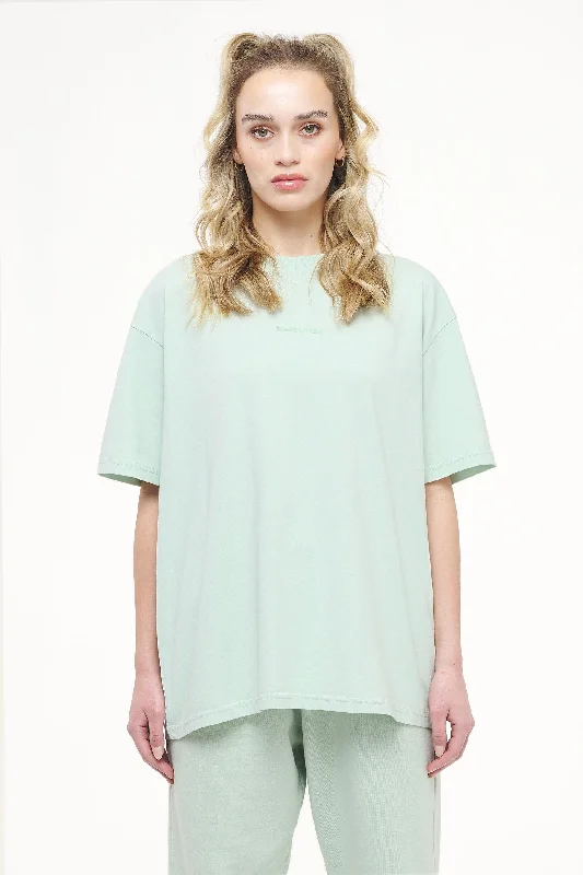 Beverly Logo Oversized Tee Vintage Washed Milky Green Gum