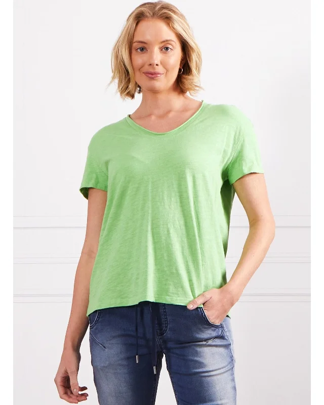 G7 Erin Tee -Green