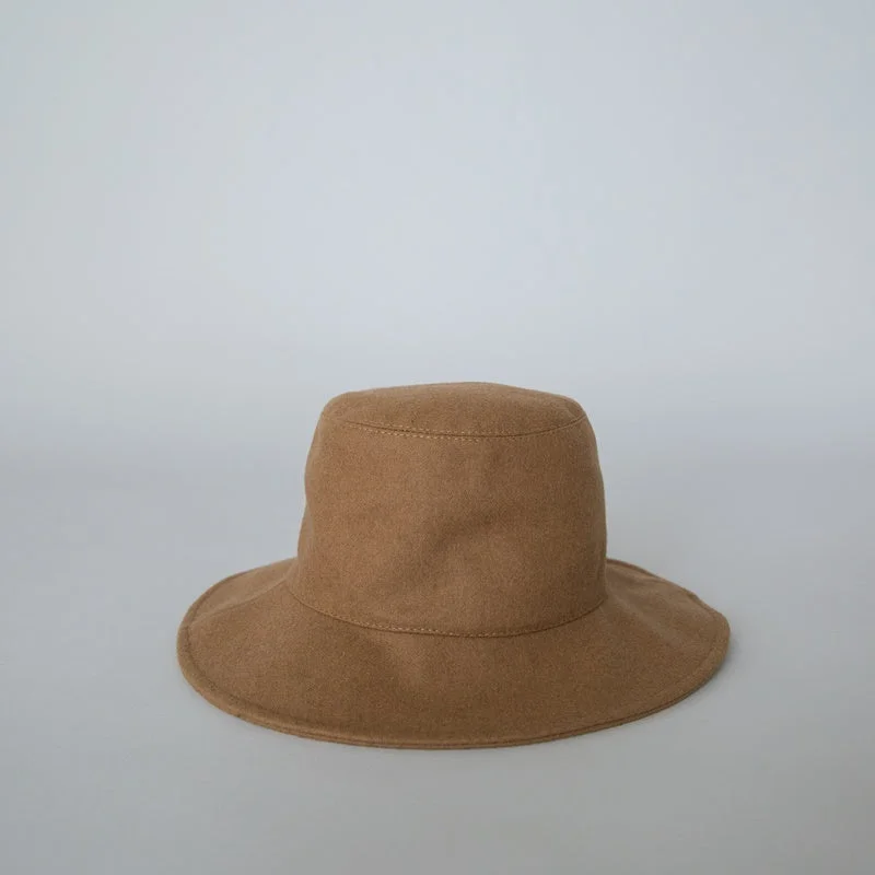 SOPHIE - Wool Bucket Hat - Camel