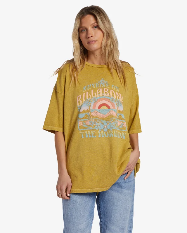 Sunrise On The Beach T-Shirt - Green Envy